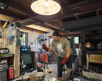  3b280e03 f8e9 4293 b5b0 1ce23547f5ca 